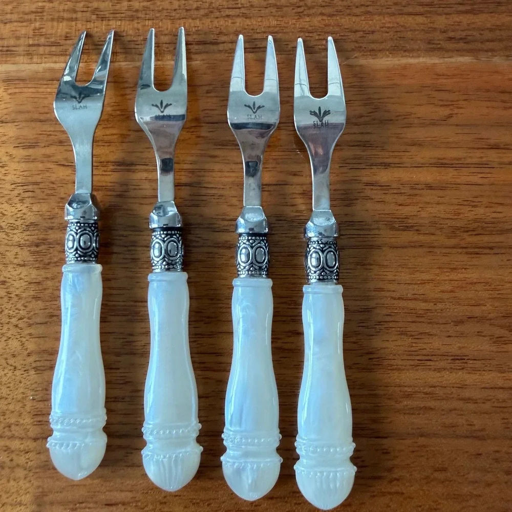 Southern Living at Home SLAH 8 Pc Hors d'Oeuvre Fork Spreader Knife Set Pearl
